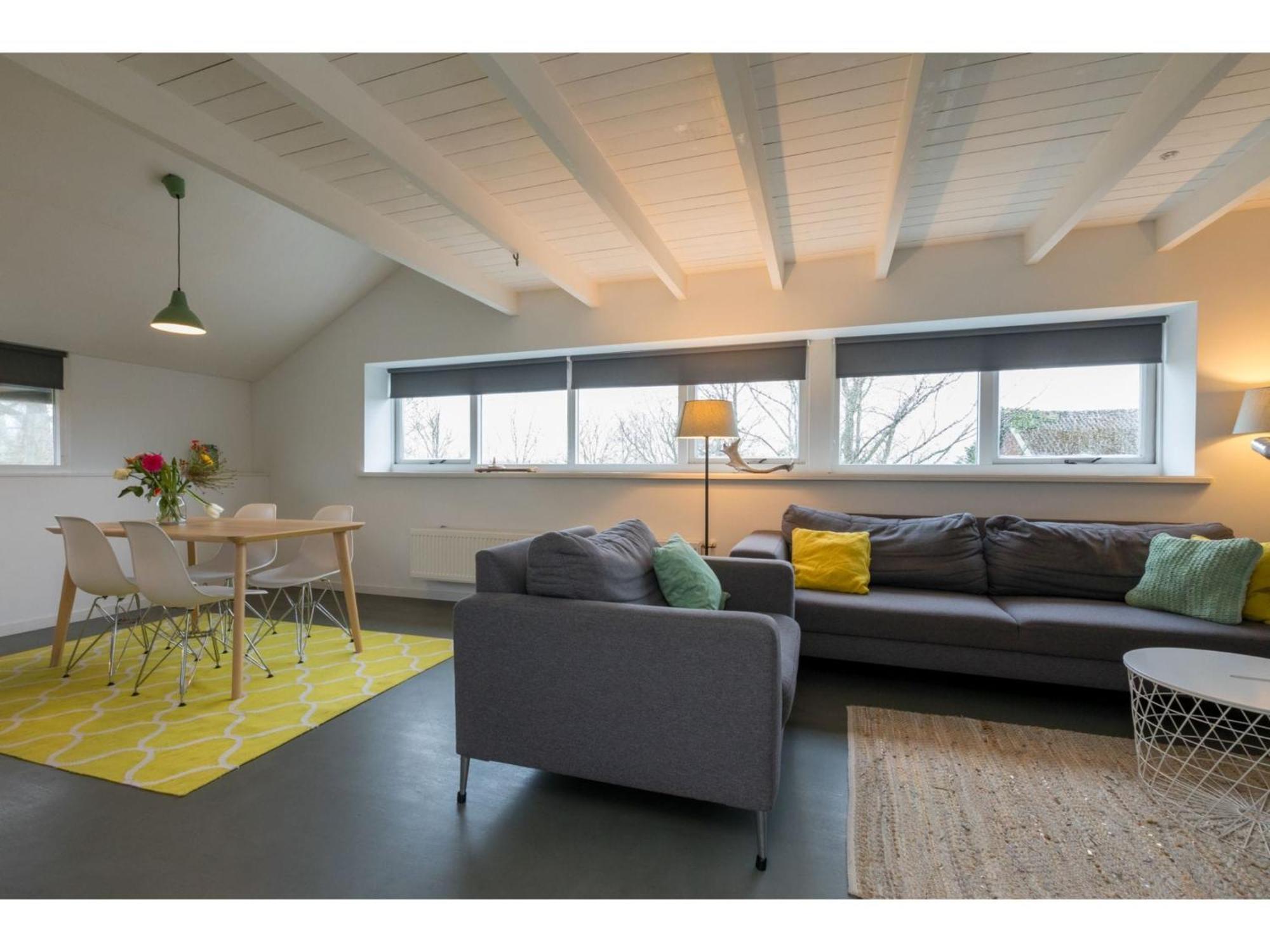 Superb Apartment Near The Beach In Vrouwenpolder Exterior photo
